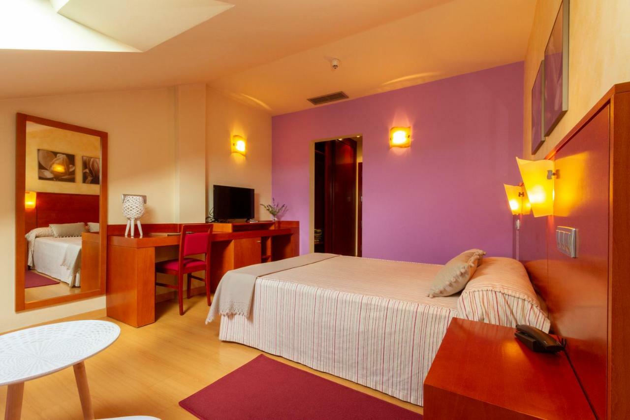 Hotel Miravalle โอว์เรนเซ ภายนอก รูปภาพ