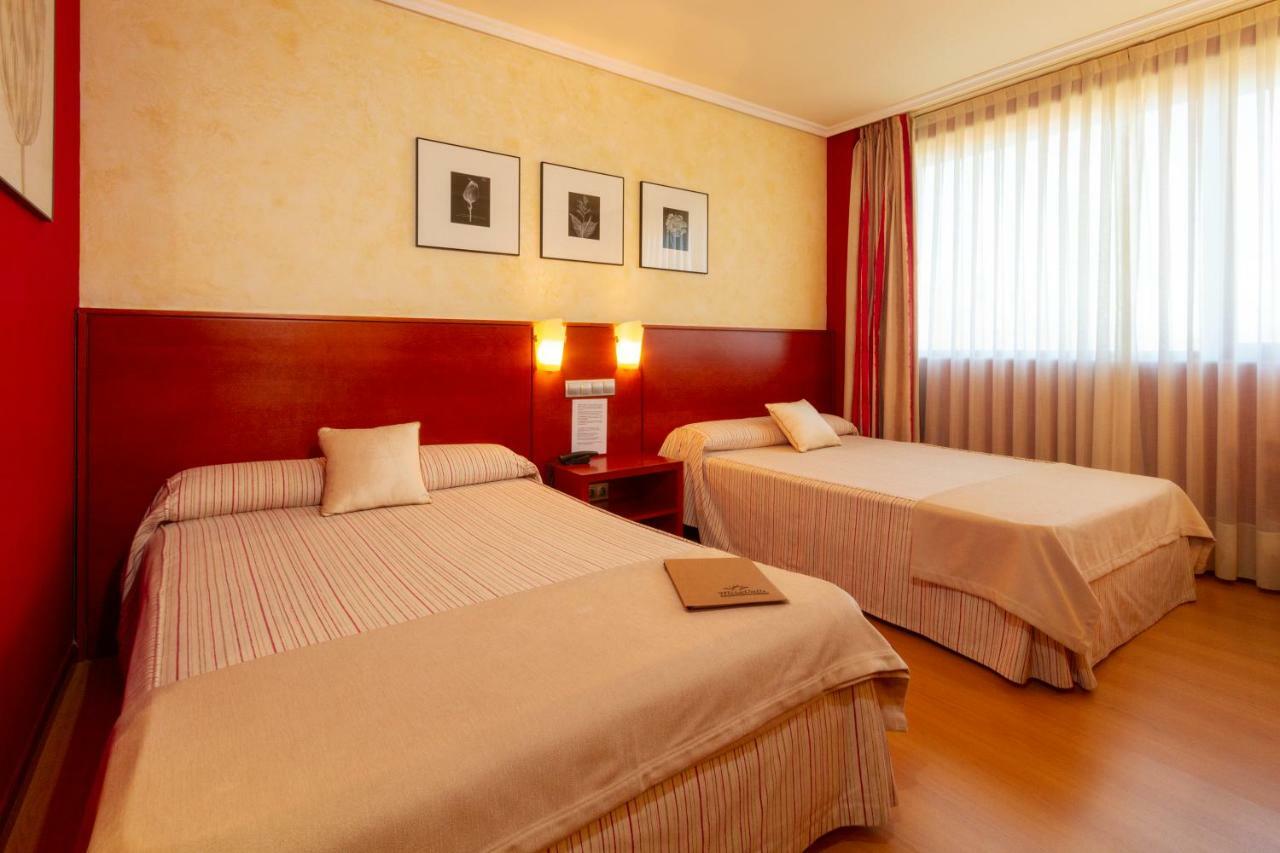 Hotel Miravalle โอว์เรนเซ ภายนอก รูปภาพ