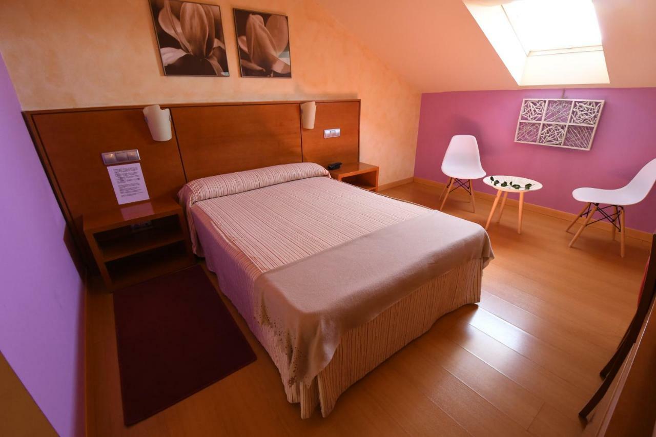 Hotel Miravalle โอว์เรนเซ ภายนอก รูปภาพ