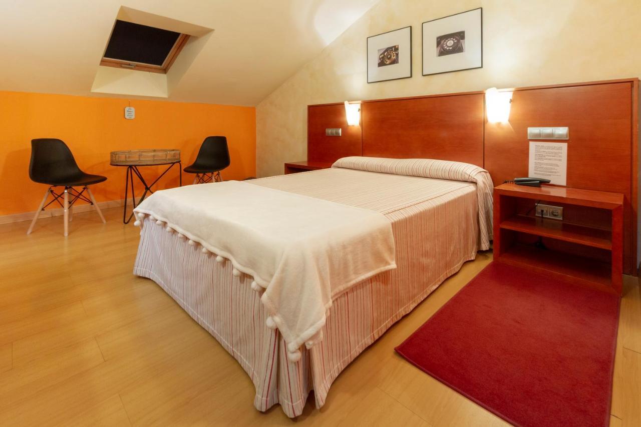 Hotel Miravalle โอว์เรนเซ ภายนอก รูปภาพ