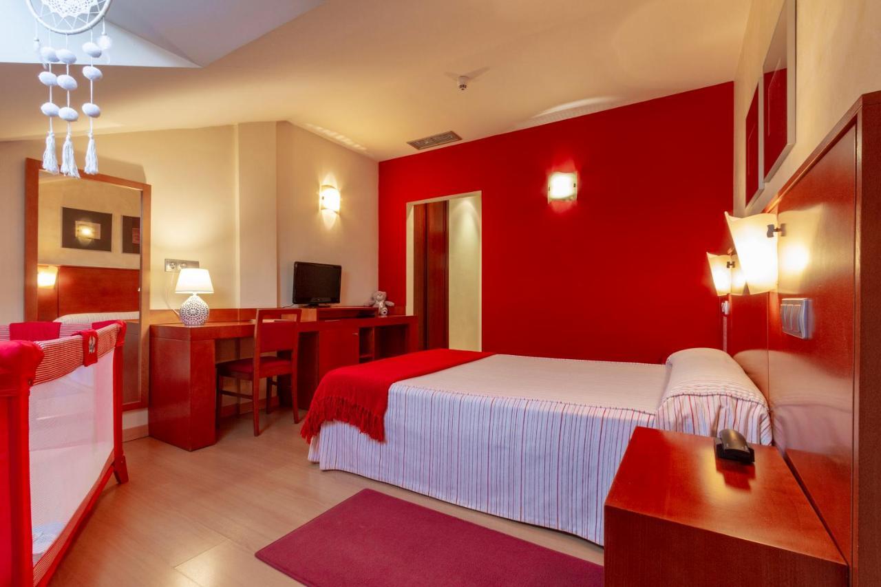 Hotel Miravalle โอว์เรนเซ ภายนอก รูปภาพ